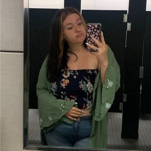 Meet your Posher, Trinity